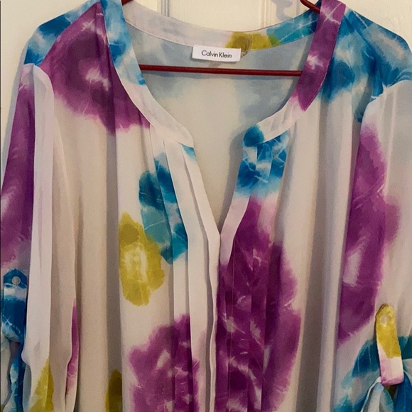 Pretty Calvin Klein Top! - Picture 2 of 8